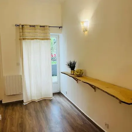 Le Petit Paradis : 2-4 Pers Wifi Apartment